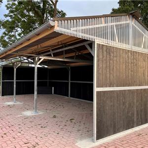 Shelter stable