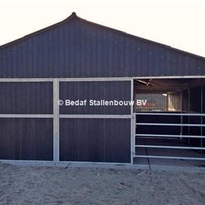 Outdoor stables