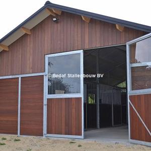 Outdoor stables