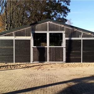 stal met middengang type barn