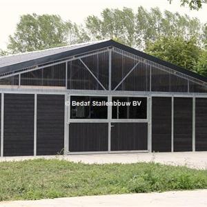 Outdoor stables