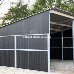 Storage room and Carport