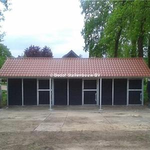 Outdoor stables