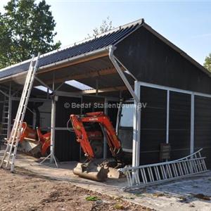 Stal mit offen Seite & einlaufstal