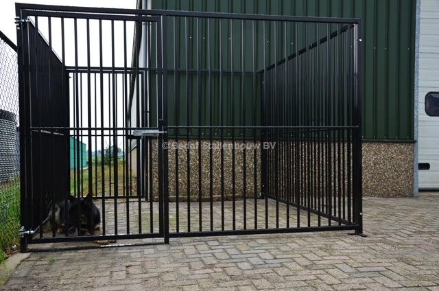 hondenkennel gecoat